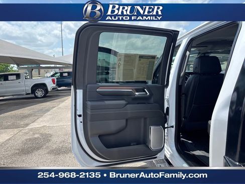 Used 2024 GMC Sierra 3500 Denali w/ Denali Reserve Package image 12