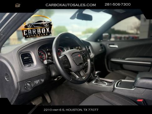 Used 2023 Dodge Charger SXT RWD image 21