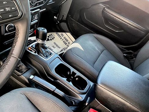 Used 2023 Jeep Wrangler Sport S image 14