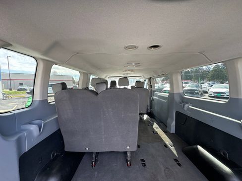 Used 2017 Ford Transit 350 XLT RWD image 18