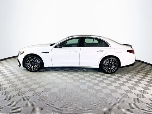 New 2026 Mercedes-Benz E 53 AMG e 4MATIC Sedan image 4