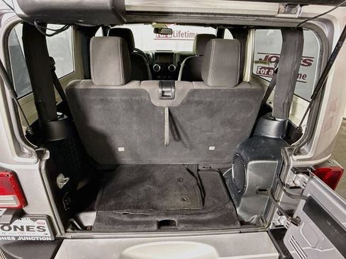 Used 2014 Jeep Wrangler Sahara w/ Trailer Tow Group AWD/4WD image 25