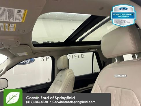 Certified 2020 Ford Expedition Platinum image 30