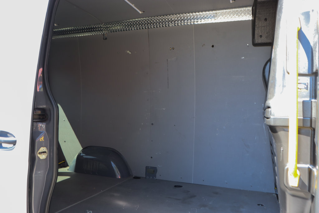 Used 2022 Mercedes-Benz Sprinter 2500 image 13