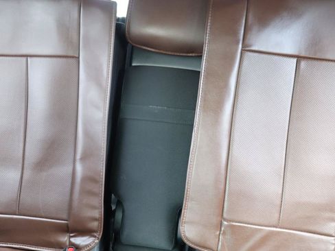 Used 2014 Toyota 4Runner SR5 RWD image 18