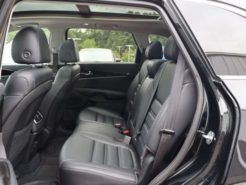 Used 2020 Kia Sorento EX FWD image 17