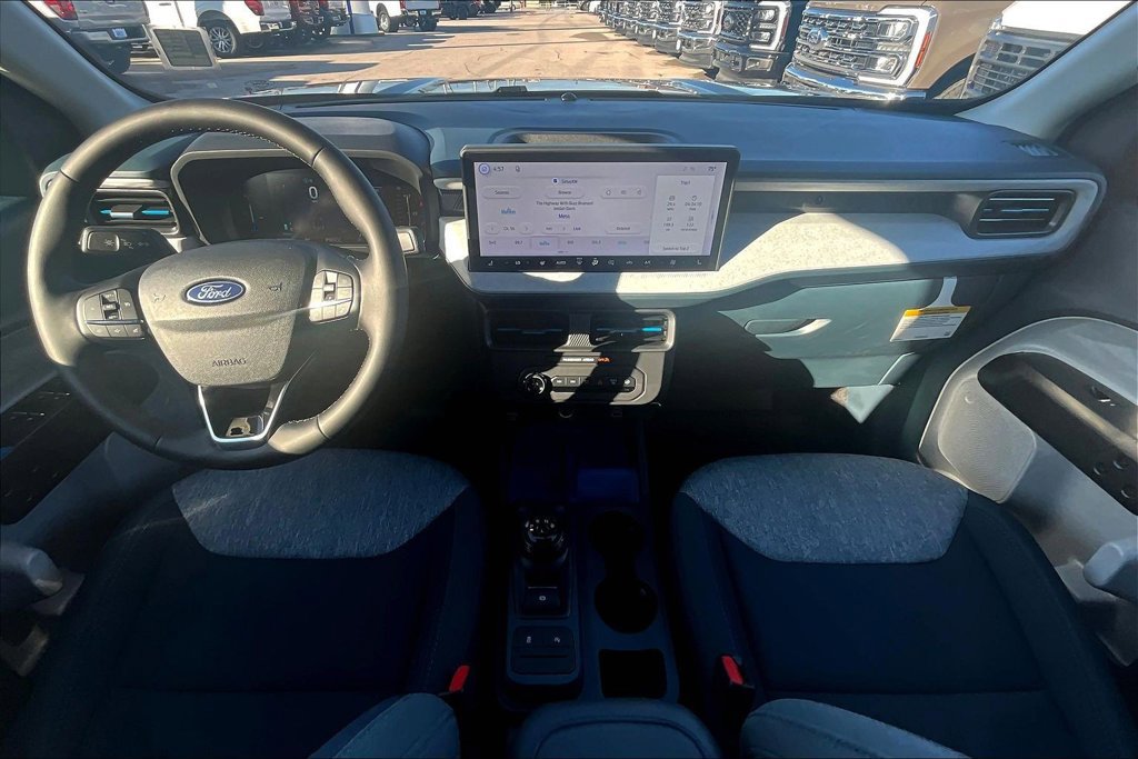 New 2026 Ford Maverick XLT w/ XLT Luxury Package FWD image 5