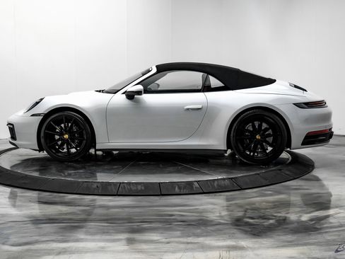 Used 2021 Porsche 911 Carrera 4 image 6