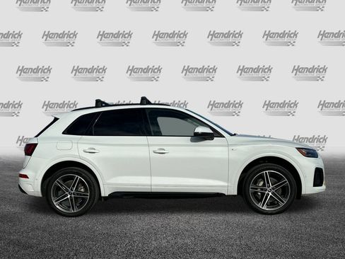 Used 2022 Audi Q5 e Prestige w/ Prestige Package image 3