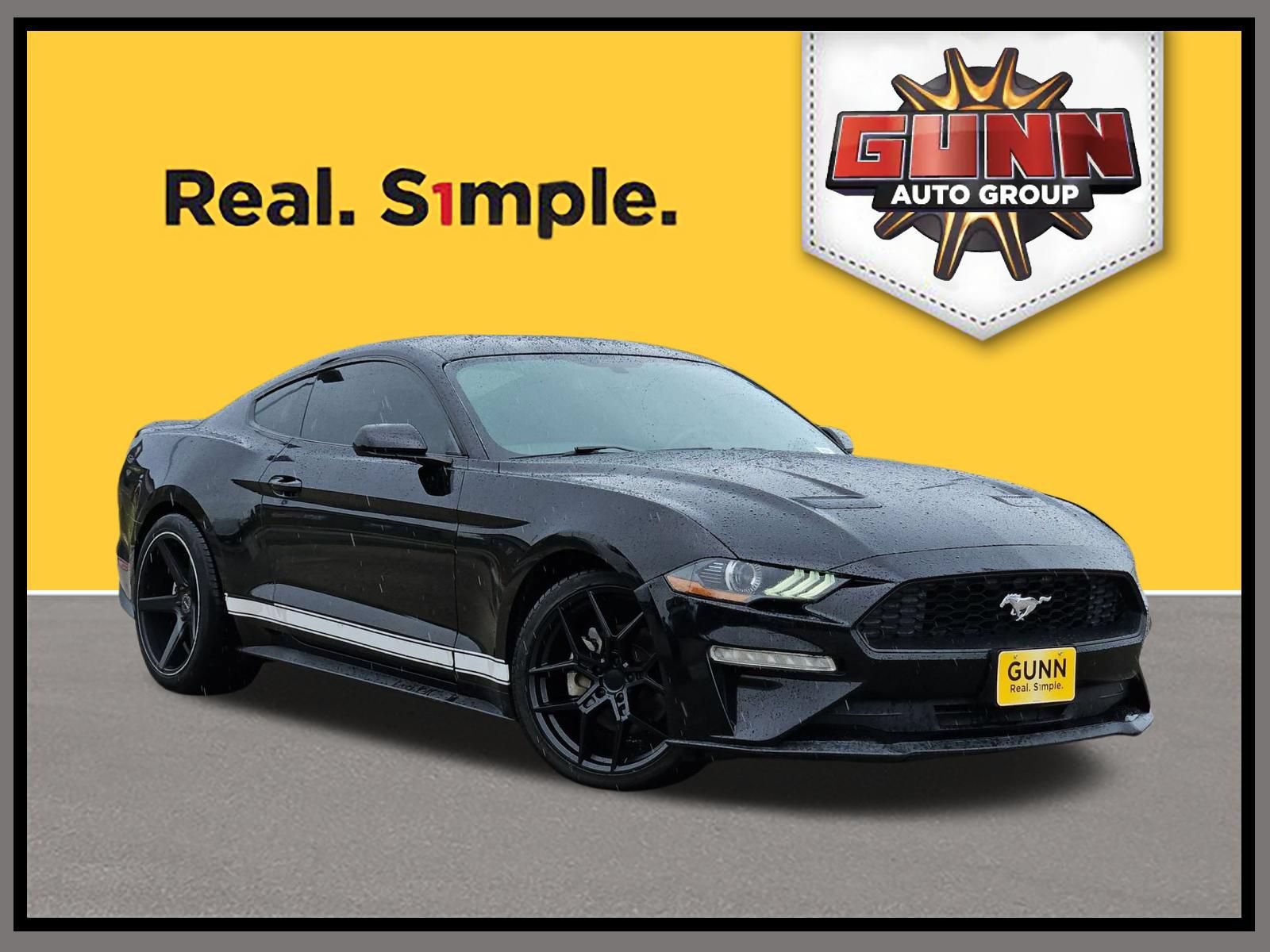 Used 2018 Ford Mustang Coupe RWD image 1