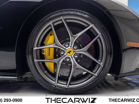 Used 2014 Ferrari F12 Berlinetta RWD image 38
