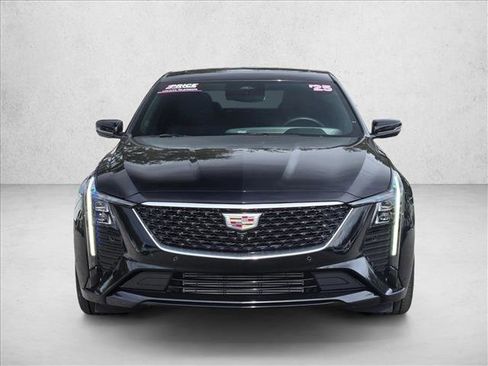 Used 2025 Cadillac CT5 Premium Luxury image 2