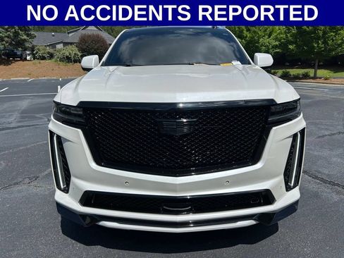 Used 2023 Cadillac Escalade V w/ LPO, ONYX Package AWD/4WD image 15