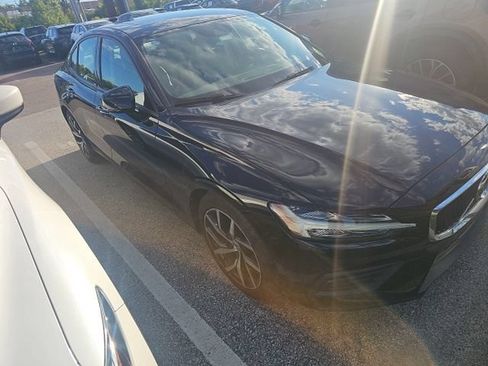 Used 2020 Volvo S60 T6 Momentum AWD/4WD image 14