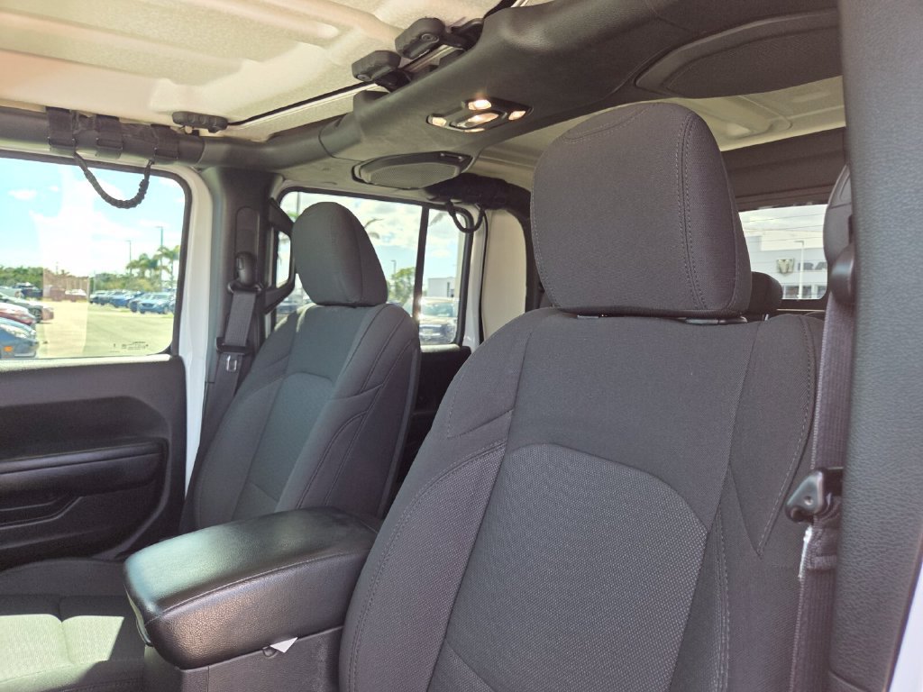 Used 2023 Jeep Gladiator Sport AWD/4WD image 26