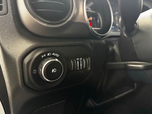 Used 2022 Jeep Wrangler Unlimited Sport w/ Uconnect 4C Nav & Sound Group AWD/4WD image 23