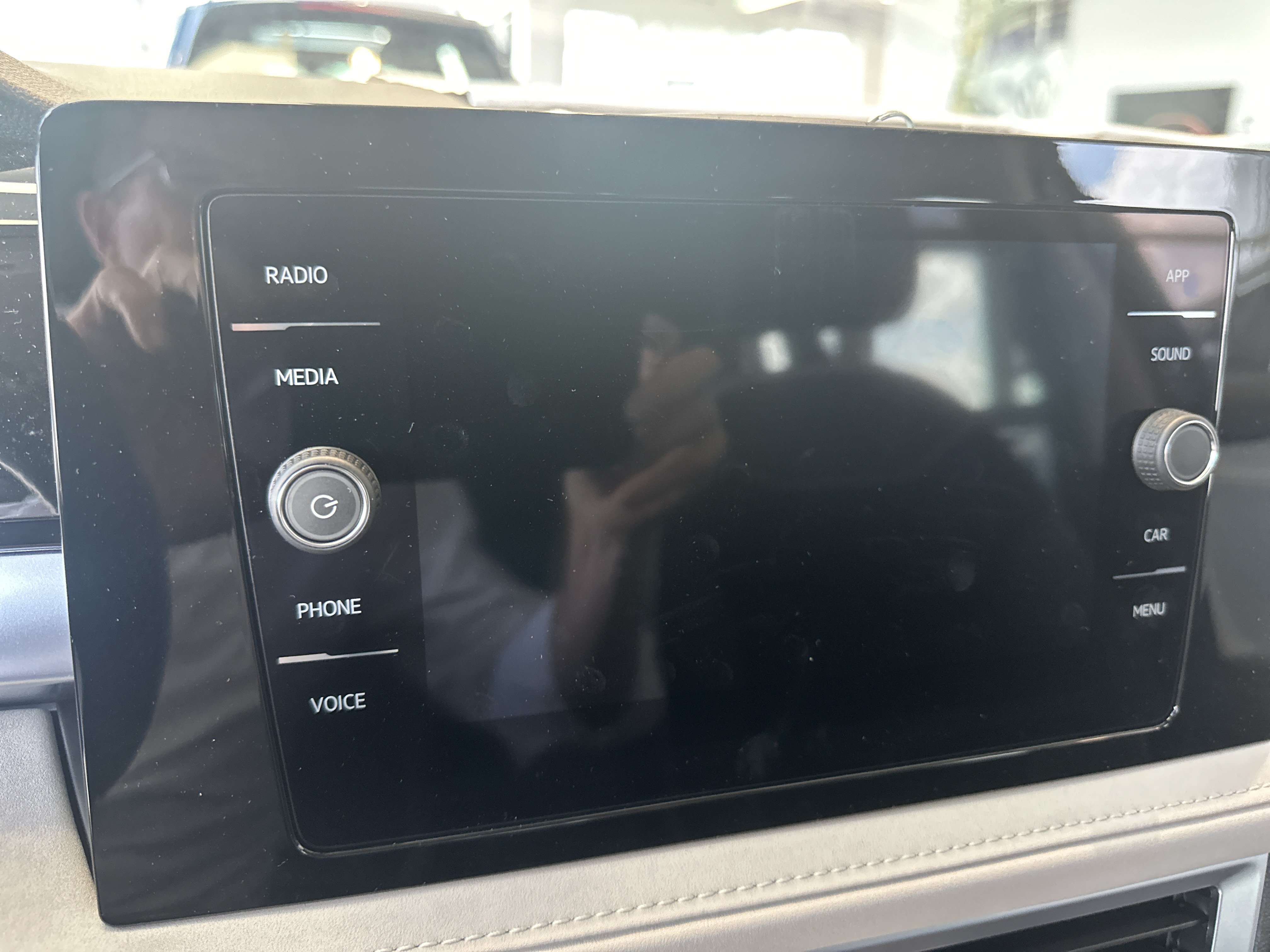 New 2025 Volkswagen Taos SE AWD/4WD image 8