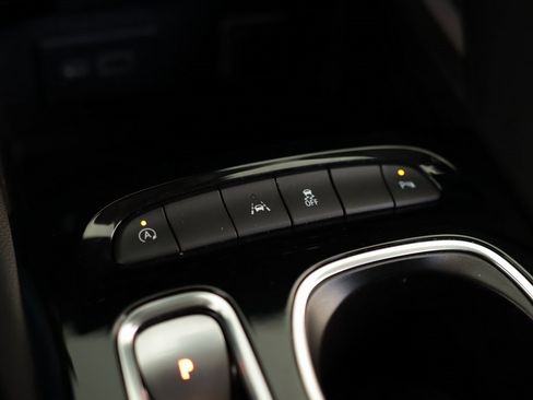 Used 2023 Buick Envision Essence image 16