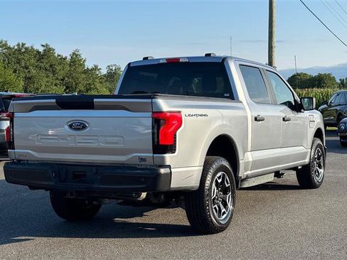 Used 2022 Ford F150 Lightning Pro AWD/4WD image 6