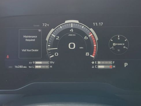 Used 2025 Toyota Tundra Limited w/ TRD Off-Road Package image 15