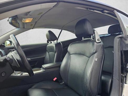 Used 2010 Lexus IS 250C RWD image 19