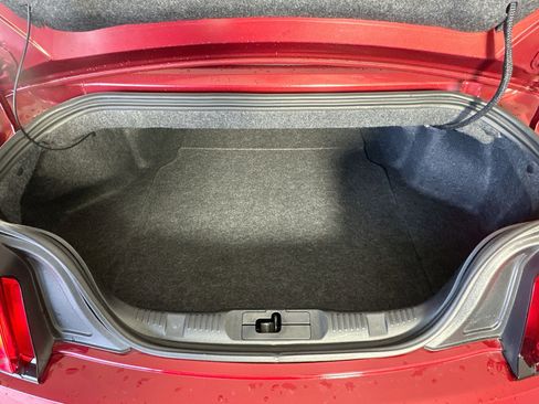 Used 2015 Ford Mustang GT Premium RWD image 25