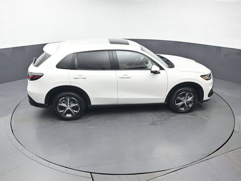 Certified 2025 Honda HR-V EX-L image 41