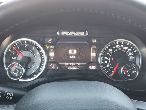 Used 2023 RAM 1500 Laramie AWD/4WD image 16