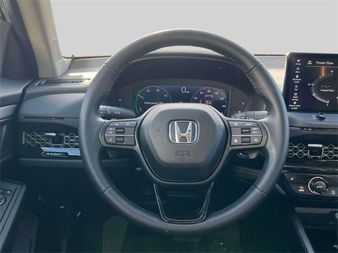 Used 2025 Honda Accord EX-L image 18