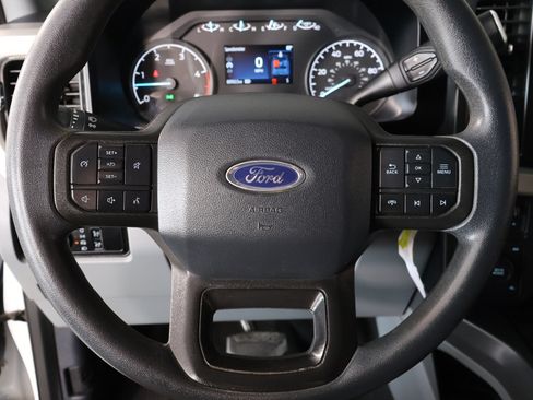 Used 2024 Ford F250 XLT w/ FX4 Off-Road Package AWD/4WD image 3
