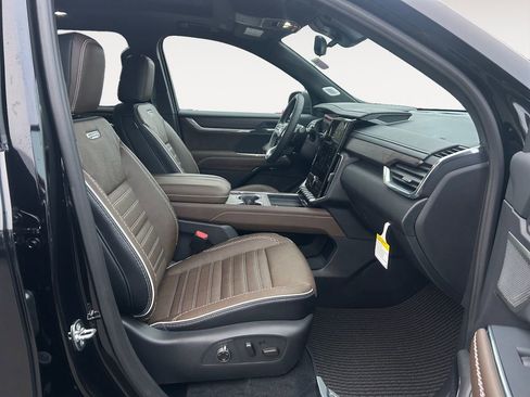 New 2026 GMC Acadia Denali Ultimate image 10