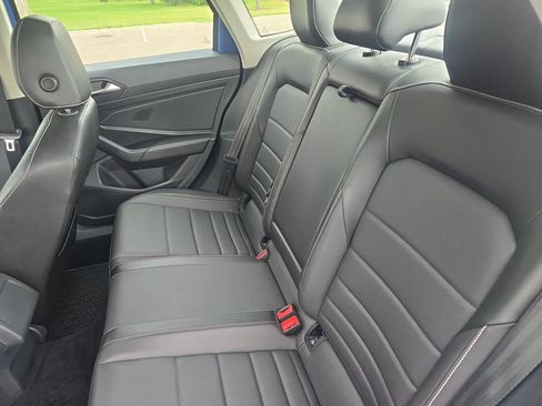 Used 2022 Volkswagen Jetta SE FWD image 24