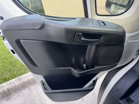 Used 2017 RAM ProMaster 2500 FWD image 13
