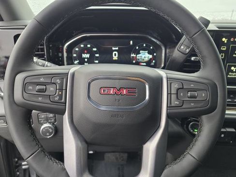 New 2026 GMC Sierra 1500 SLE AWD/4WD image 18