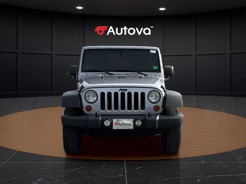 Used 2013 Jeep Wrangler Unlimited Sport image 8