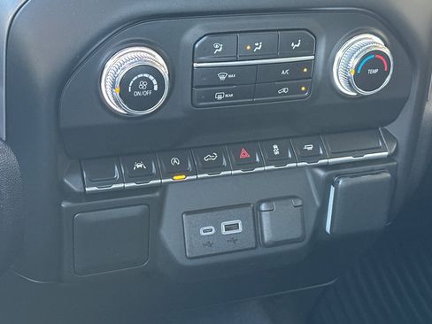 Certified 2024 GMC Sierra 1500 Pro w/ Graphite Edition image 26