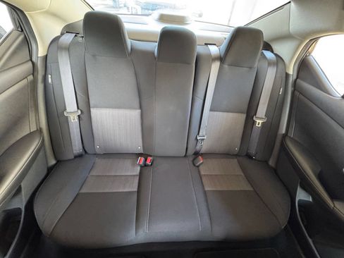 Used 2025 Nissan Sentra SV FWD image 37