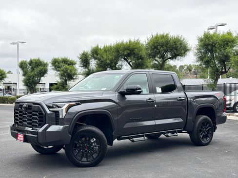 New 2026 Toyota Tundra Limited AWD/4WD image 2