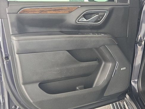 Used 2023 Chevrolet Tahoe Premier AWD/4WD image 28