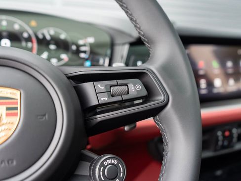 New 2026 Porsche Cayenne E-Hybrid Coupe AWD/4WD image 21