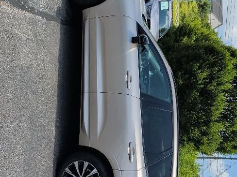 Used 2023 Volvo XC60 B5 Plus w/ Climate Package AWD/4WD image 19