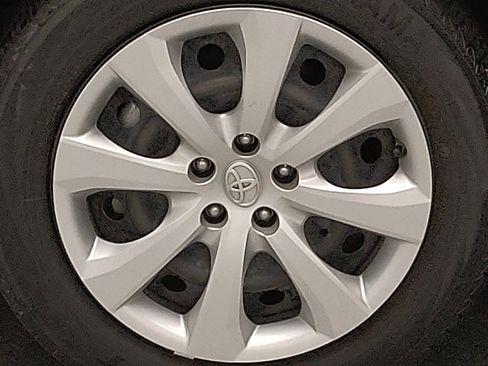 Used 2023 Toyota Corolla LE FWD image 31