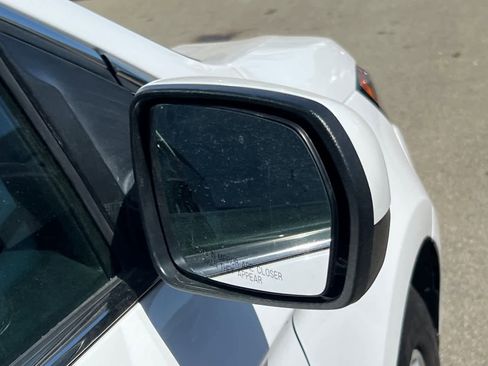 Used 2022 Ford Edge SEL image 16