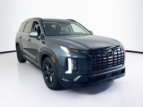 Used 2023 Hyundai Palisade XRT FWD image 3