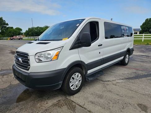 Used 2017 Ford Transit 350 XLT RWD image 3