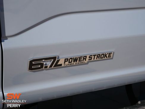 New 2026 Ford F250 Lariat w/ FX4 Off-Road Package image 11