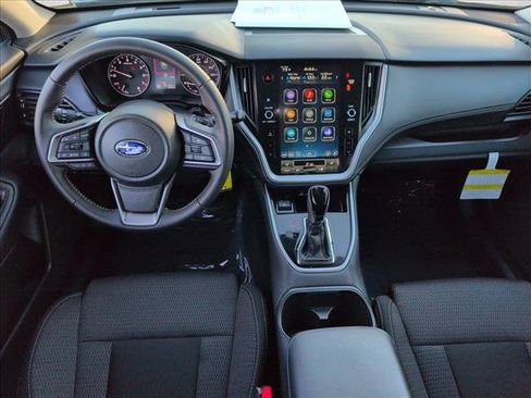 Used 2025 Subaru Outback Premium image 18