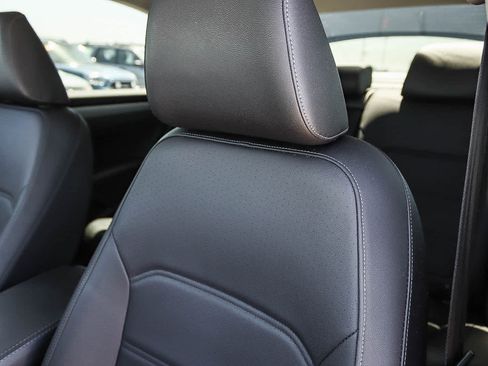 Certified 2022 Volkswagen Passat 2.0T SE FWD image 27