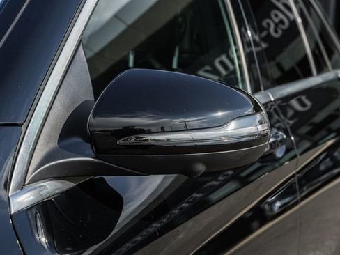 Used 2022 Mercedes-Benz GLC 300 4MATIC image 15