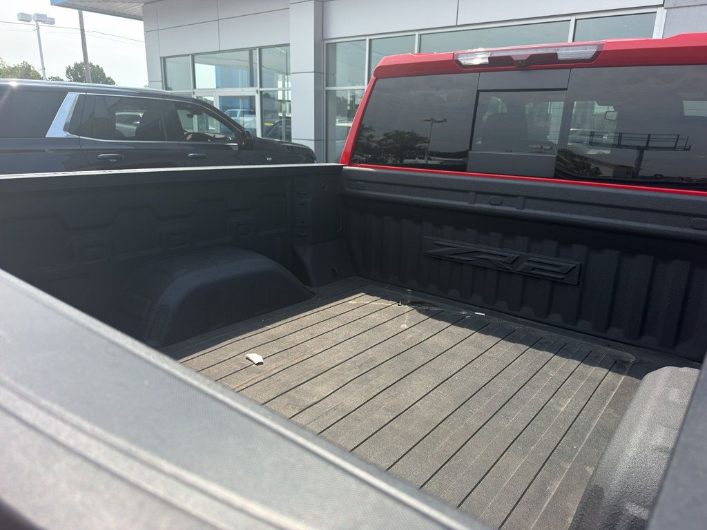 Used 2024 Chevrolet Silverado 1500 ZR2 w/ LPO, Dark Essentials Package AWD/4WD image 7